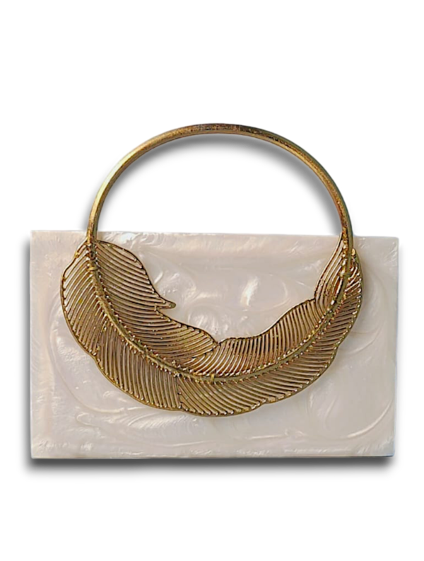 Feather light clutch